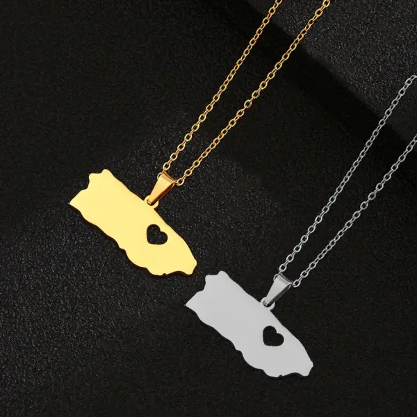 Wholesale Water Plating 18K Gold Plated Map Heart Shape 201 Stainless Steel Modern Style Simple Style 304 Stainless Steel Pendant Necklace Long Necklace