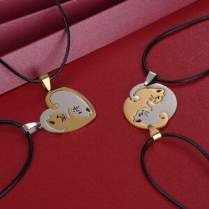 Wholesale A Variety of Stainless Steel Black and White Cat Pendants Couple Necklaces Creative Hug Shape Splicing Valentine's Day and Chinese Valentine's Day Gifts
