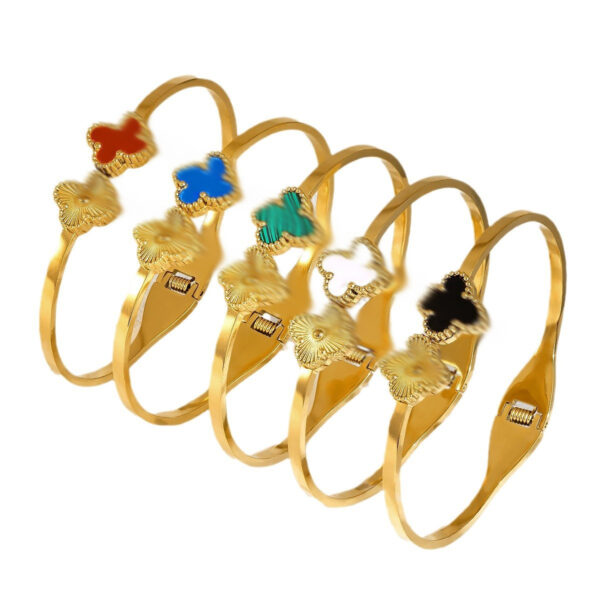 oly-c863ef78aaac9b990c280f120c71ff77 Wholesale Titanium steel electroplated non-fading jewelry, titanium steel bracelet, gold four-leaf clover bracelet