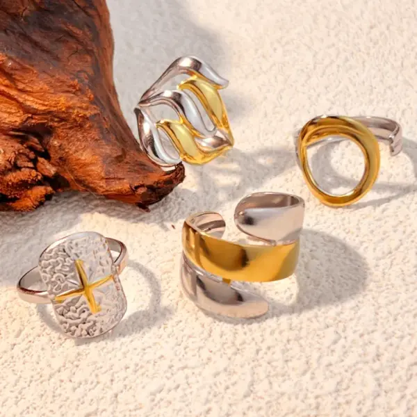 oly-c895d3e7f3cd1b1f7f0a4dc771f36098 Wholesale PVD Coated Real Gold Plated 18K Gold Argyle 304 Stainless Steel Casual Retro Waterproof Non Tarnish Open Rings