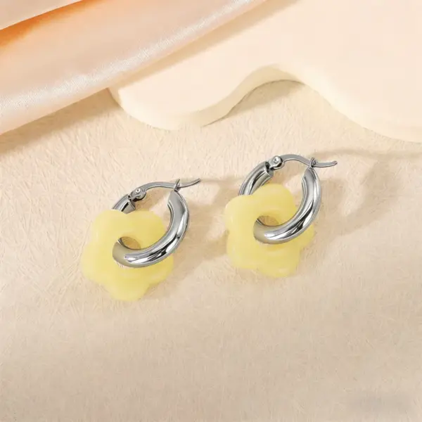 Wholesale Round Hypoallergenic Earrings For Women In 18K Real Gold Plated 304 Stainless Steel With 0.05µm-0.08µm Electroplated Coating