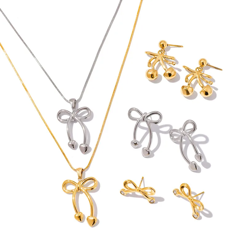 Wholesale Waterproof Stainless Steel 18K Plated Pendant Necklace Luxury Geometry Design Valentine's Day Women's Jewelry Accessory