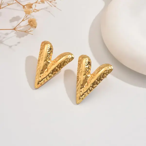 Wholesale 1 Pair Simple Style Classic Style Heart Shape 304 Stainless Steel Imitation Gold Electroplating Ear Studs