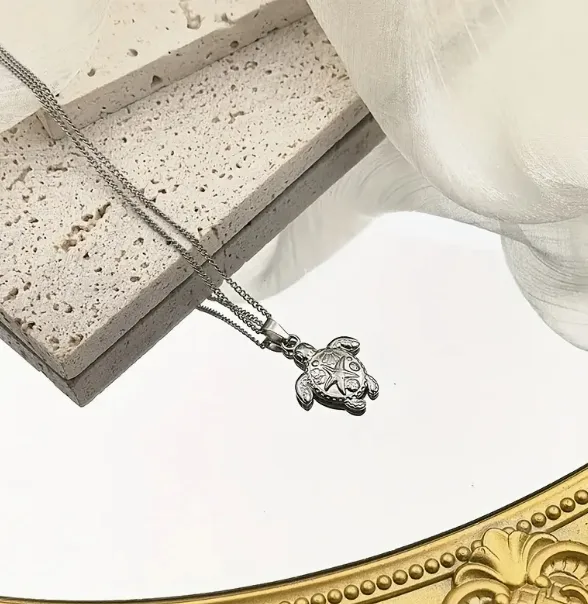 Wholesale 201 Stainless Steel Turtle Beach Modern Style Artistic Cable Chain Pendant Necklace