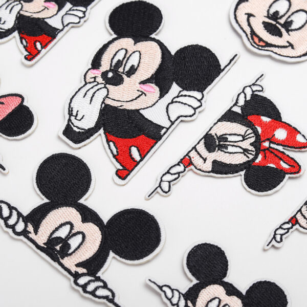 oly-cab8c6ef256aab84759d71e1ddfc4712 Wholesale Elegant Embroidery DSN Cloth Sticker Christmas Hat Cartoon Head Patch Clothes Bag Patch Hole Decoration Decal
