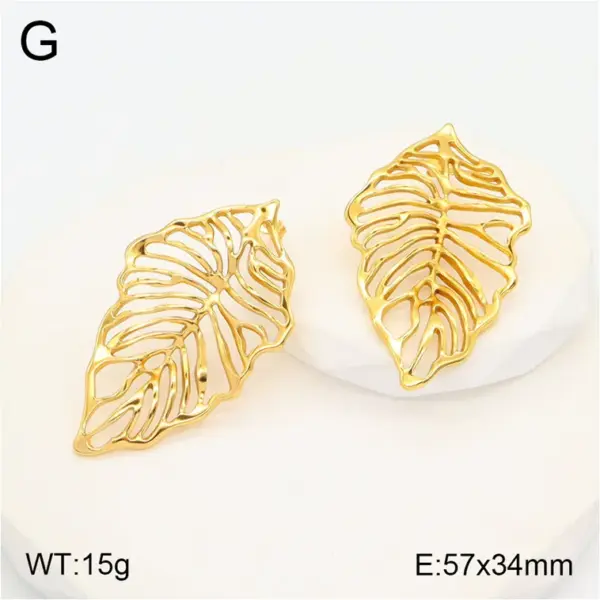 Wholesale Ion Plating (IP) 18K Gold Plated Leaves Cherry Flower 304 Stainless Steel Elegant Vacation Classic Style Waterproof Non Tarnish Drop Earrings
