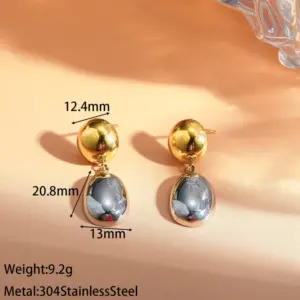 Short Oval Earrings