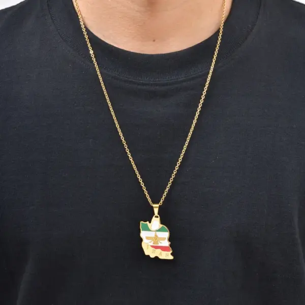 oly-cb44aa66af9523419e0e544ee53828de Wholesale Independence Day Map Pendant Necklace For Unisex Featuring 304 Stainless Steel With 18K Real Gold Plated 0.03µm Thickness Cable Chain