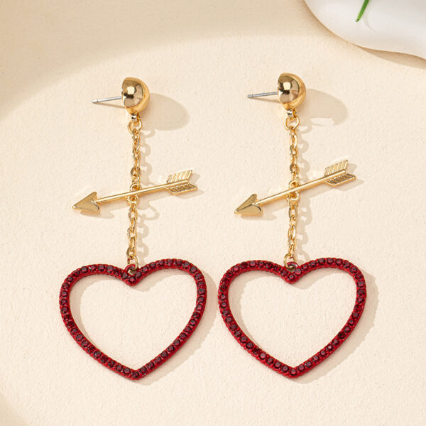 Wholesale Red Love Earrings Pierce Heart with One Arrow Advanced Qingdao Jewelry Ladies Valentine's Day Gift