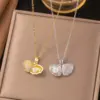 Wholesale Pearl Inlay Pendant Necklace For Women With 18K Real Gold Plated Copper And Artificial Rhinestones, Water Plating On Cable Chain