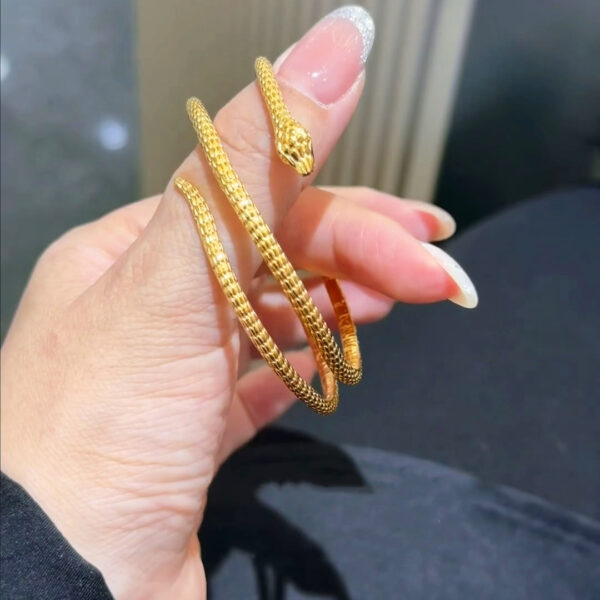 Wholesale Year of the Snake Corundum Bracelet Ancient Fa Ling Snake Bracelet Zodiac Bracelet Light Luxury High Sense Design Sense Live