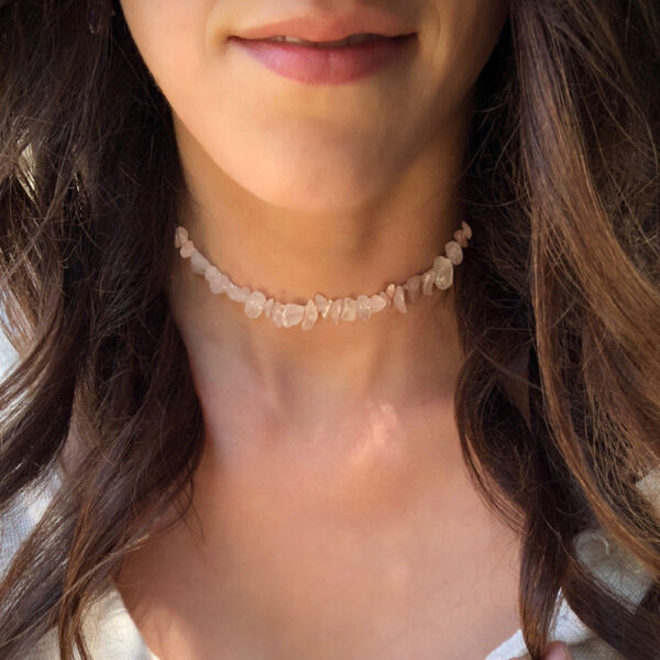 oly-cc7b2522025ed17aa3df8bae70b81207 Wholesale Summer Beach Style Colorful Crystal Gravel Necklace Women's Jewelry Irregular Semi-Precious Stone Beaded Clavicle Chain