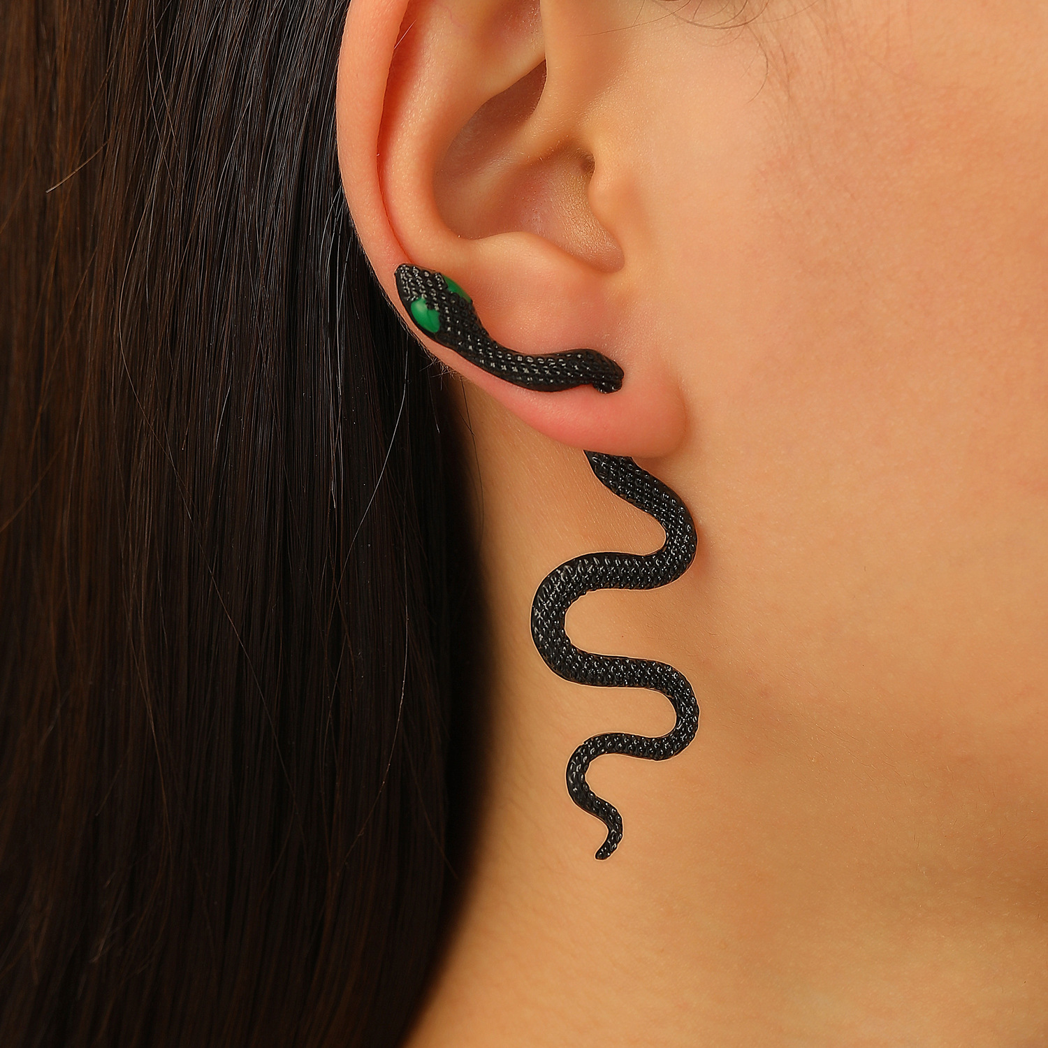 Wholesale European and American hip-hop style detachable high-level sense exaggerated snake earrings female cross-border punk personality trendy earri