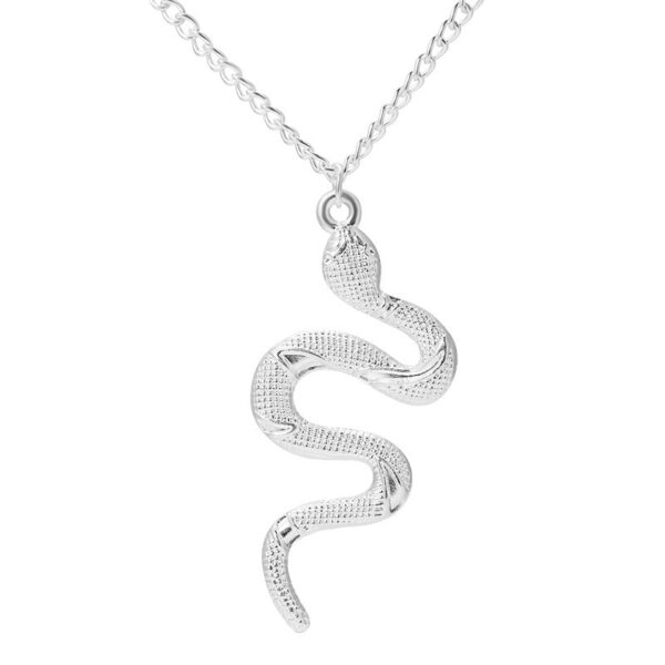 Wholesale Popular Jewelry Snake-Shaped Element Necklace Personalized Fashion Retro Snake Pendant Sweater Chain for Women