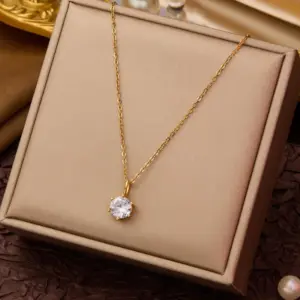Simple Six-Claw Diamond