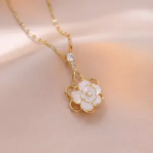 X3044 Rotating Camellia Necklace