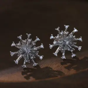 NS934-15 / Zircon