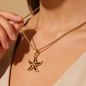 Wholesale Starfish Necklace For Women With Waterproof Non Tarnish 304 Stainless Steel, 18K Real Gold Plated And Zircon Inlay, Featuring Box Chain