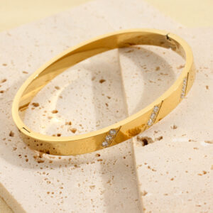 sztx073 diameter 6*4.8cm net weight 19.4g / Gold