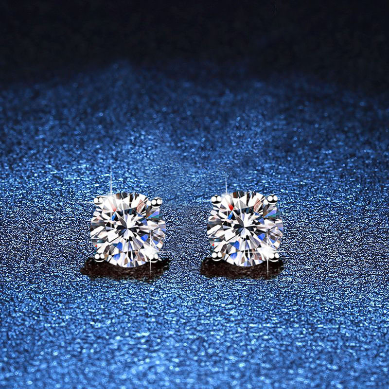 Wholesale Classic four-prong moissanite stud earrings