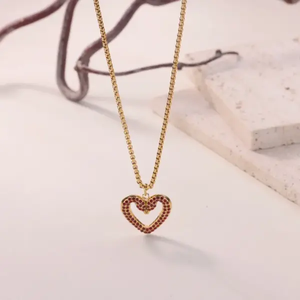 Wholesale 3D Heart Pendant Necklace For Women In 304 Stainless Steel With 18K Gold Plated PVD And Zircon Inlay, Cable Chain