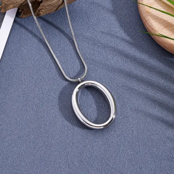 Wholesale Jewelry IG Style Casual Modern Style Oval 304 Stainless Steel Polishing Snake Chain Pendant Necklace