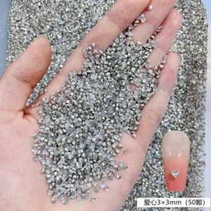 Pointed white pointed zircon 3*3 big love / 1w (original black gold paper packaging)