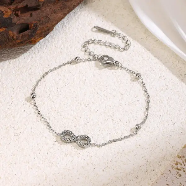 Wholesale Infinity Three-dimensional Bracelets For Women With 304 Stainless Steel O Chain And Glass Inlay Material