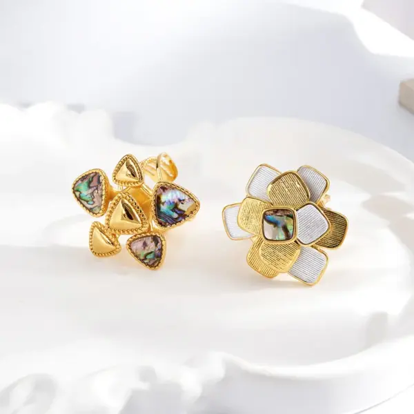 Wholesale 304 Stainless Steel Vacuum Electroplated With Real Gold (In Furnace) Shell Triangle Geometric Lines Flower Contrast Color Open Ring (Jewelry) Waterproof Non-Fading Polished Mixed Metal (Jewelry Metal Contrast Color) Elegant Vacation Style Simple Style Unisex
