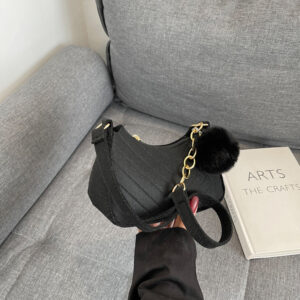 Wholesale Casual Women's Bag Winter Small Fresh Retro Crossbody Bag Elegant Pure Color Fashionable One-Shoulder Style Small Square Bag for Women