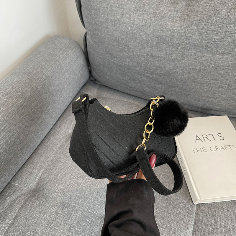 Wholesale Casual Women's Bag 2024 Winter Small Fresh Retro Crossbody Bag Elegant Pure Color Fashionable One-Shoulder Style Small Square Bag for Women