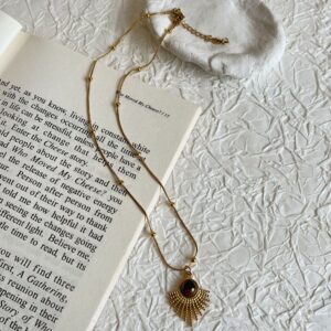 D-fan-shaped tiger eye necklace