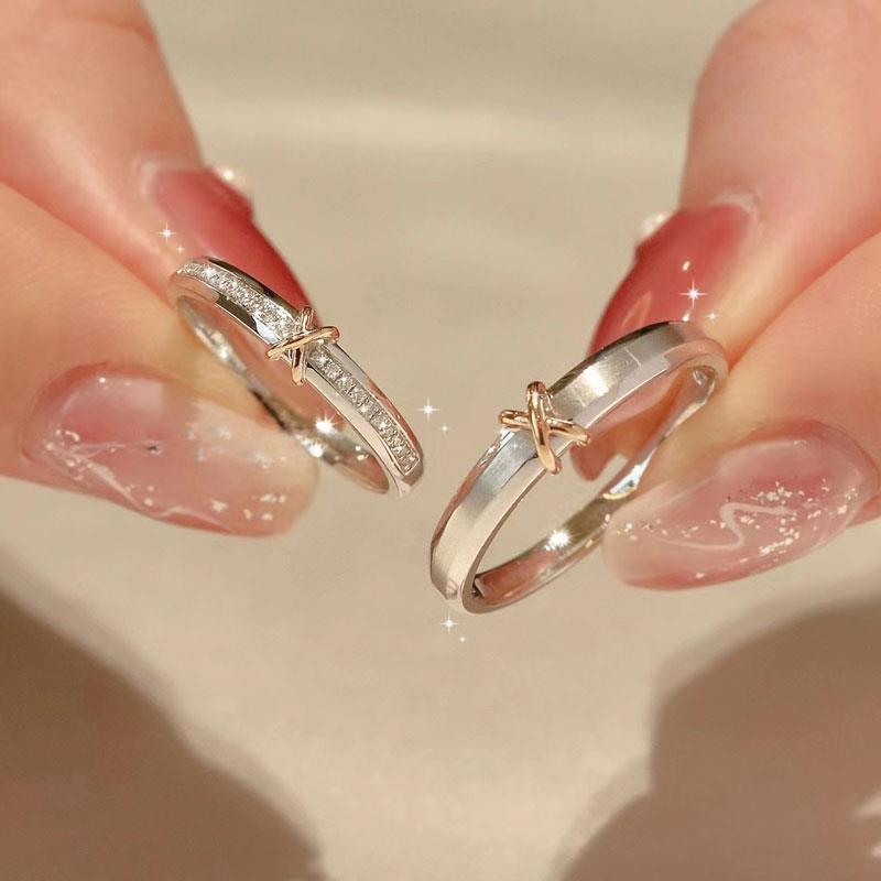 Wholesale Sterling Silver Eternal Heart Knot Couple Ring Valentine's Day Ring for Men and Women Simple Exquisite Unique Color-separation Electroplatin