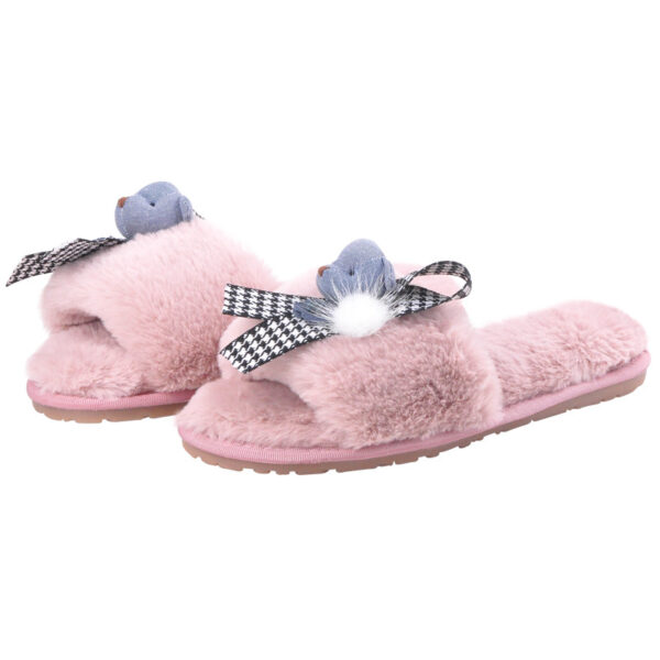 Wholesale plush slippers for autumn and winter outerwear bear fluffy slippers non-slip home fluffy slippers