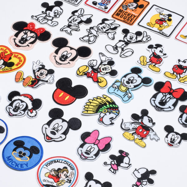 Wholesale cartoon cloth paste small label cloth patch OLY Exclusive