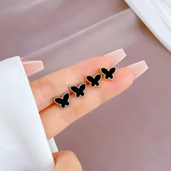 Wholesale PVD Coated Real Gold Plated Butterfly Titanium Steel Sweet Waterproof Non Tarnish Ear Studs
