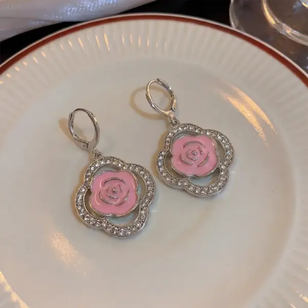 Wholesale Rose Earrings For Women In Natural Pink, New Style Alloy With Electroplated Gold Plating Process