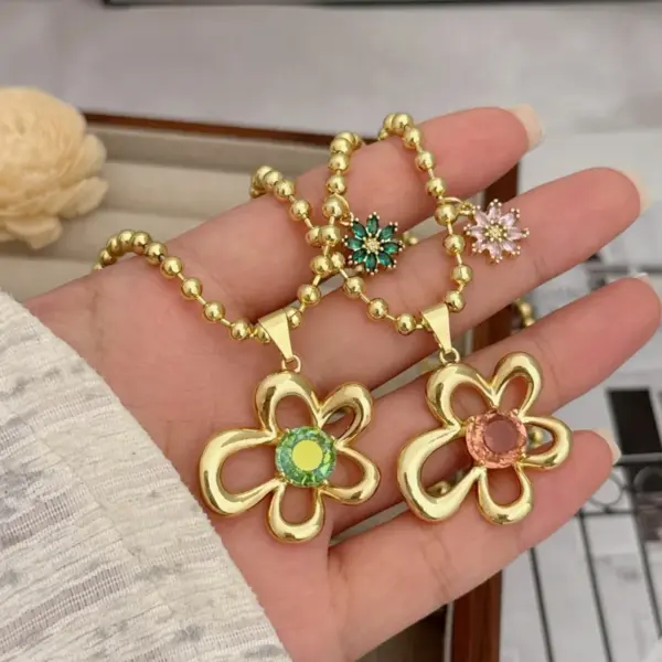 Wholesale Jewelry Classic Style Flower Copper Zircon 18K Gold Plated Plating Ball Chain Pendant Necklace