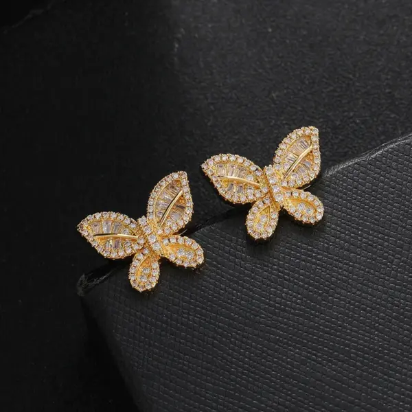 Wholesale Fashionable Butterfly Stud Earrings For Women Hip Hop Copper Embedded Zirconia 3D Butterfly Full Zircon Earrings