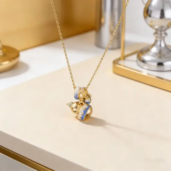 Wholesale Women’s Gourd Pendant Necklace With Inlay Artificial Rhinestones, 18K Real Gold Plated Copper, Water Plating On Cable Chain