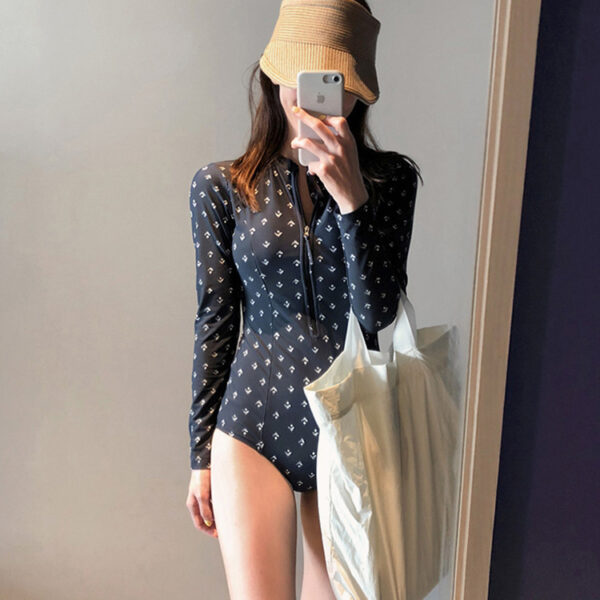 Wholesale South Korea Sexy Slim-Fit Belly-Covering Slimming Sunscreen Dot Long-Sleeve Zipper One-piece Professional Women’s Swimwear
