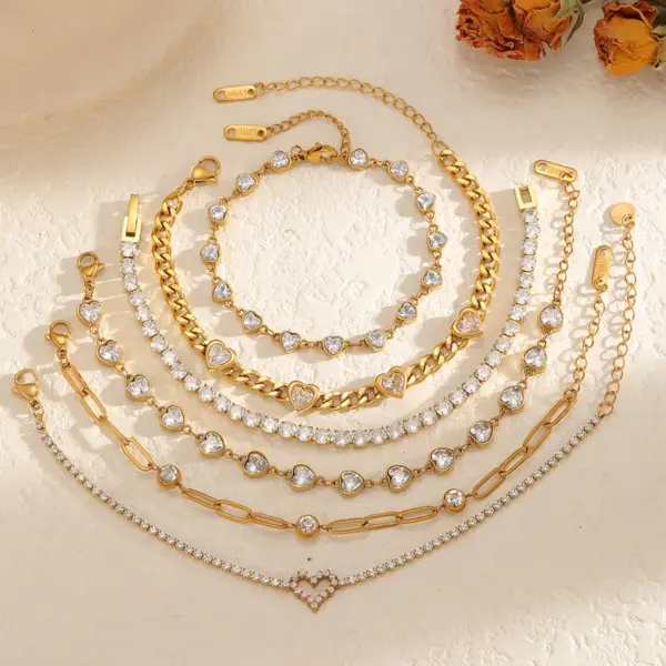 Wholesale Niche High-end Jewelry 18K Gold Plated 304 Stainless Steel Vacuum Electroplated Rhinestone Geometric Heart Zircon Waterproof Non-fading Bracelet For Women