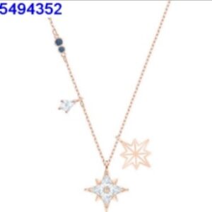 Eight-pointed star rose gold necklace