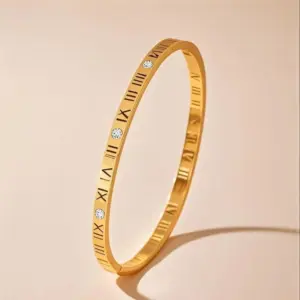 16-E-2 Gold Roman Numeral Bracelet