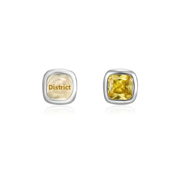 Wholesale Simple Style Square Stud Earrings For Women In Copper With Electroplated Gold Plating And Rhinestone Inlay
