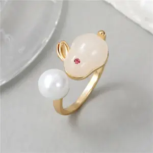 Wholesale Women’s Rabbit Ring In Electroplated Copper With Imitation Pearl Inlay, Simple Style