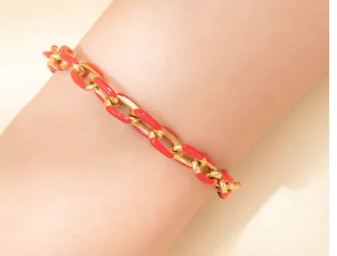 oly-d94cf62d5a1e689c77e11d73fe7285e2 Wholesale Solid Color Waterproof Bracelets For Couples In 18K Gold Plated 304 Stainless Steel With Electroplated Coating