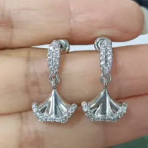 Platinum White Zirconium