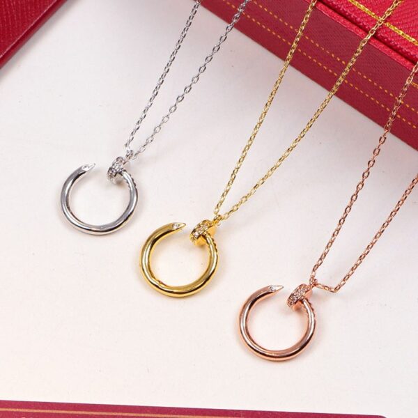 Wholesale Electroplated copper full diamond nail necklace with polished nail design, clavicle chain