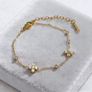 clover bracelet